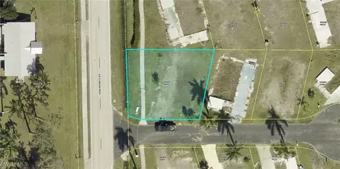 96 Oak Ln, Fort Myers, FL 33908