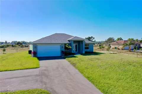 3904 68th Ave NE, Naples, FL 34120