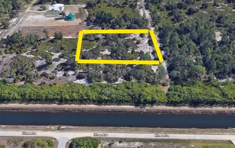7932 18th Ter, Labelle, FL 33935