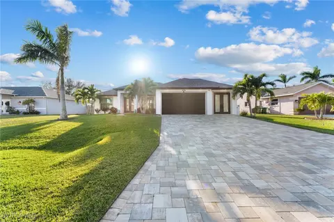 3004 SW 26th Pl, Cape Coral, FL 33914