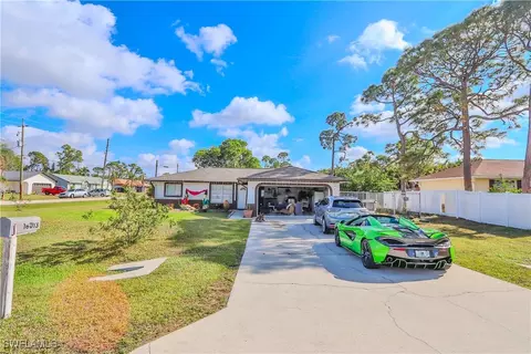 18013 Phlox Dr, Fort Myers, FL 33967