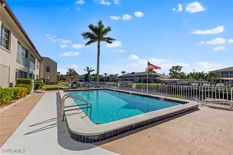 1316 SE 46th St #B8, Cape Coral, FL 33904