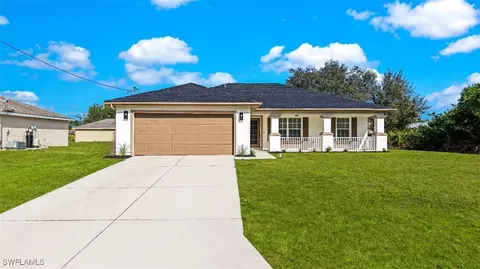 2510 40th St W, Lehigh Acres, FL 33971