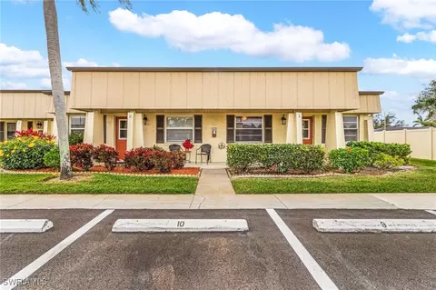 9 Haverhill Ct, Fort Myers, FL 33919