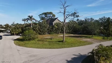 1723436 Whitewater Ct, Fort Myers Beach, FL 33931
