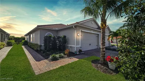 3065 Royal Gardens Ave, Fort Myers, FL 33916