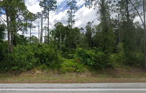 1114 Richmond Ave N, Lehigh Acres, FL 33972