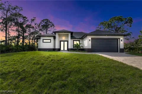 6005 Queen Ave N, Lehigh Acres, FL 33971
