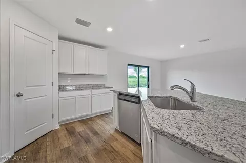 860 Gen D Macarthur Ave, Labelle, FL 33935 photo 3