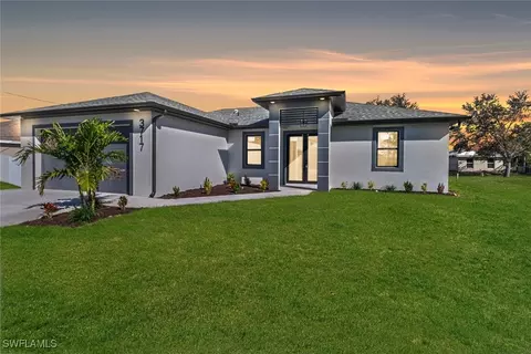 3717 NE 15th Ave, Cape Coral, FL 33909