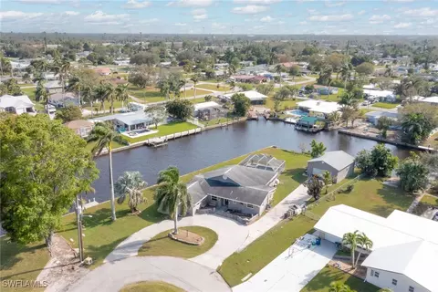 336 Shore Dr, Fort Myers, FL 33905
