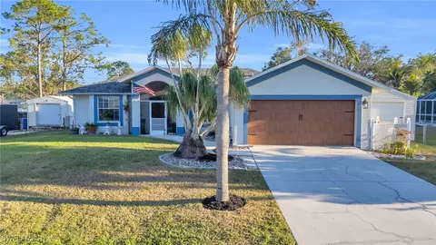 8200 Anhinga Rd, Fort Myers, FL 33967