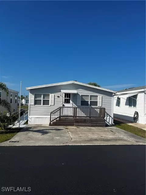 172 Vista Mar Dr, North Fort Myers, FL 33903