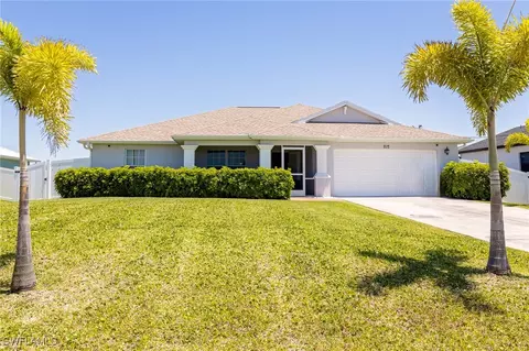 217 SW 31st Pl, Cape Coral, FL 33991