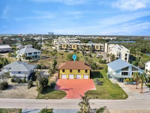 2160021602 Widgeon Ter, Fort Myers Beach, FL 33931