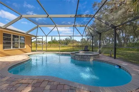 2295 Herzog Rd, Alva, FL 33920