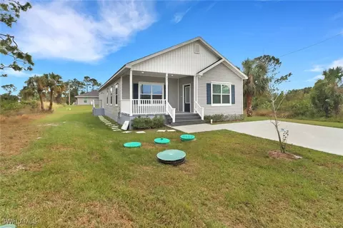 837 Da Vinci Ave S, Lehigh Acres, FL 33974