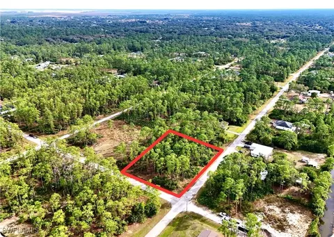 3000 E 22nd St, Alva, FL 33920 photo 1