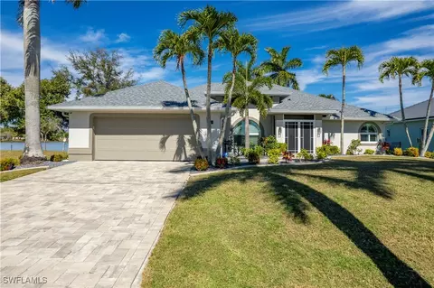 243 SE 6th St, Cape Coral, FL 33990