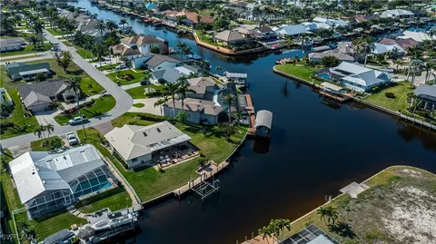 1229 SW 54th Ln, Cape Coral, FL 33914