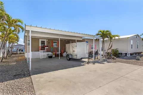 3008 Sloop Ln, Saint James City, FL 33956