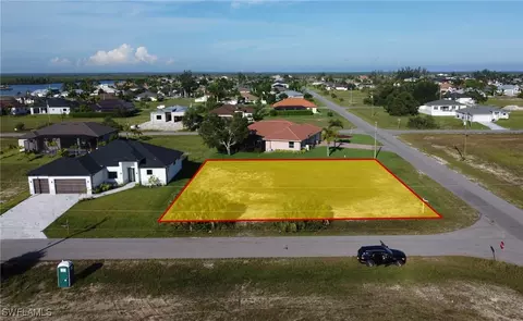2734 NW 41st Ave, Cape Coral, FL 33993