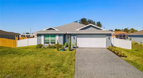 1427 NE 33rd Ter, Cape Coral, FL 33909