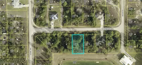 1052 Venture St, Lehigh Acres, FL 33974