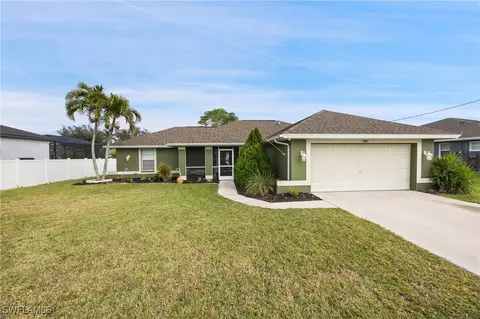 2533 SW 26th Ave, Cape Coral, FL 33914