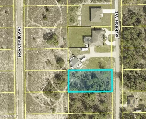 1511 Jackson Ave, Lehigh Acres, FL 33972