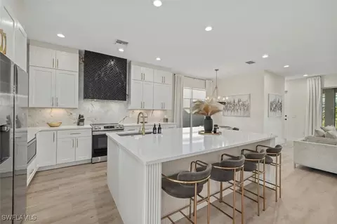 6581 Marbella Dr, Naples, FL 34105