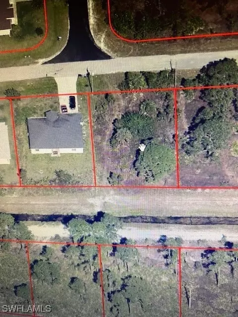 833 Appleton Ave, Lehigh Acres, FL 33974
