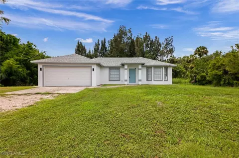 2960 30th Ave SE, Naples, FL 34117