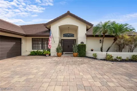 20273 Leopard Ln, Estero, FL 33928 photo 3