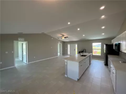 1619 NE 1st Ave, Cape Coral, FL 33909
