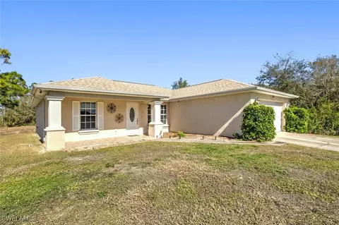 801 Theodore Vail St E, Lehigh Acres, FL 33974
