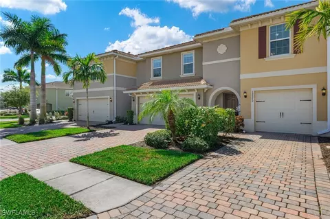 12570 Laurel Cove Dr, Fort Myers, FL 33913