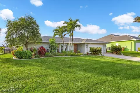 2628 SE 19th Pl, Cape Coral, FL 33904