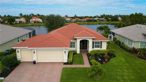 2494 Ashbury Cir, Cape Coral, FL 33991