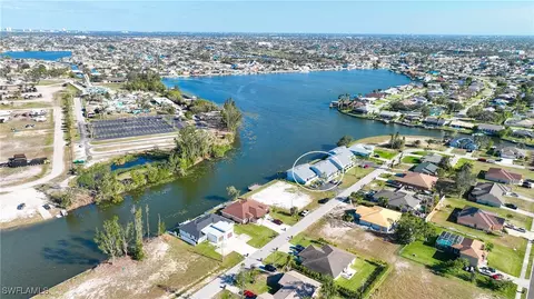 621 SW 3rd Ct #104, Cape Coral, FL 33991