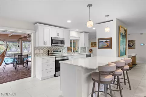 539 Peck Ave, Fort Myers, FL 33919
