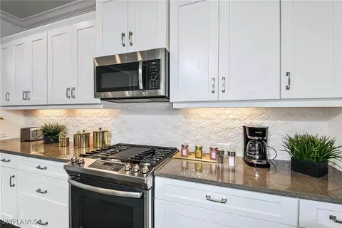 4637 Centaurus Cir, Naples, FL 34120 photo 12
