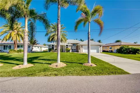 1919 SE 32nd Ter, Cape Coral, FL 33904
