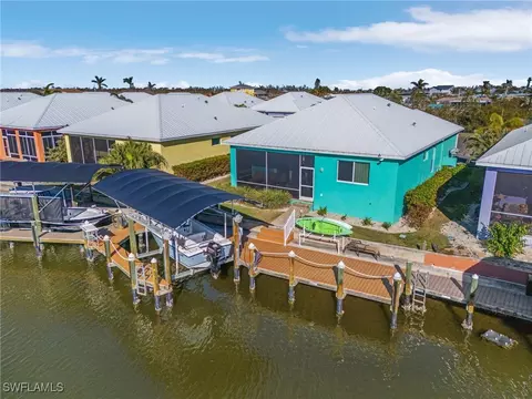 3091 Trawler Ln, Saint James City, FL 33956