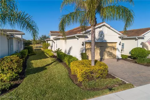 Exterior - 20030 Parrot Key Ct, Estero, FL 33928 photo 5 of 6