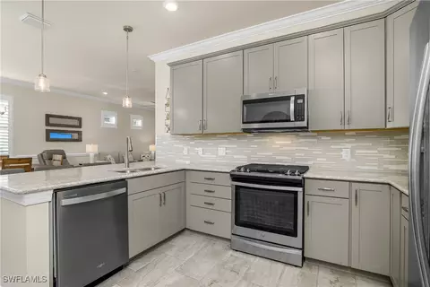 Kitchen - 20030 Parrot Key Ct, Estero, FL 33928 photo 3 of 3