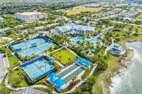 View/Area - 20030 Parrot Key Ct, Estero, FL 33928 photo 2 of 7