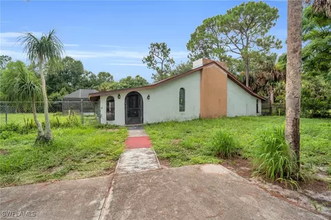 617 Glenn Ave, Lehigh Acres, FL 33972