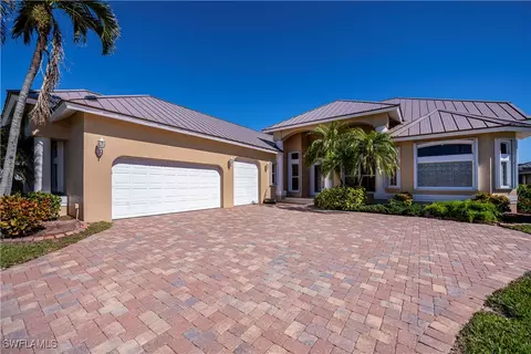 3343 SE 22nd Pl, Cape Coral, FL 33904