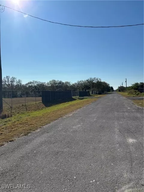 555 N Fronda St, Clewiston, FL 33440